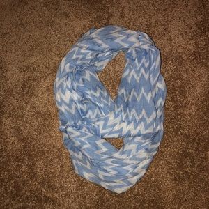Infinity scarf